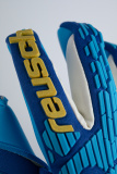 Reusch Attrakt Freegel Aqua Windproof 5370459 4433 blue gold 2